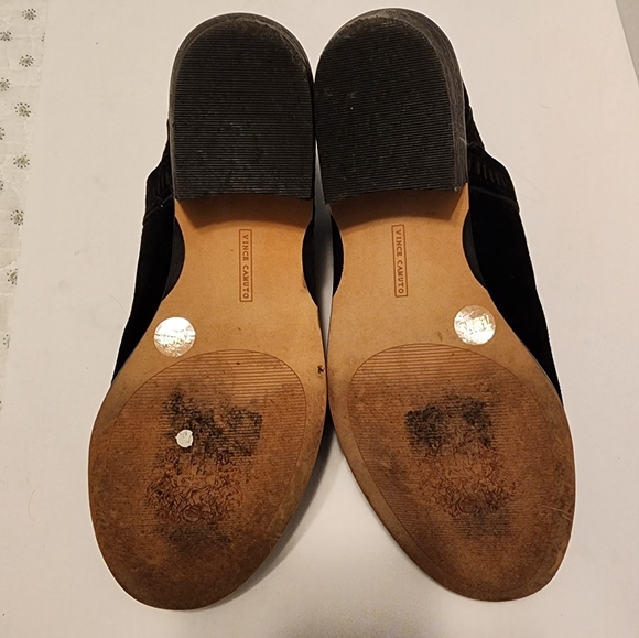 Vince Camuto Suede Bootie Size 7.5 - Picture 8 of 8